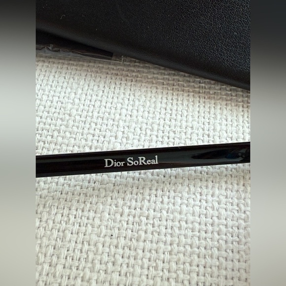 Dior So Real 48mm Silver Sunglasses – Broken Arm – For Repair or Parts - Picture 8 of 8